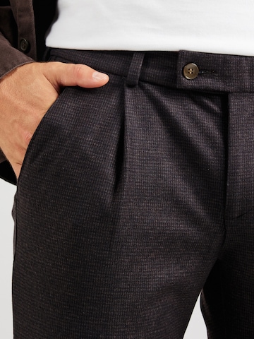 Effilé Pantalon à pince bugatti en marron