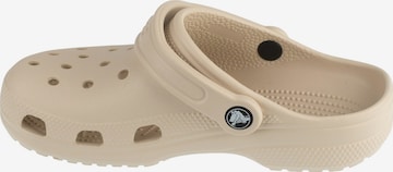 Sabots Crocs en beige : devant