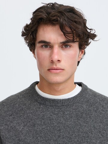 Casual Friday Sweater 'Karl' in Grey