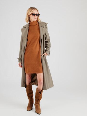 Abito in maglia 'Kerry' di VILA in marrone