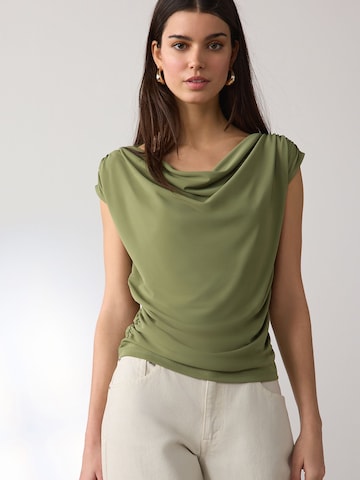 Chemisier Next en vert : devant