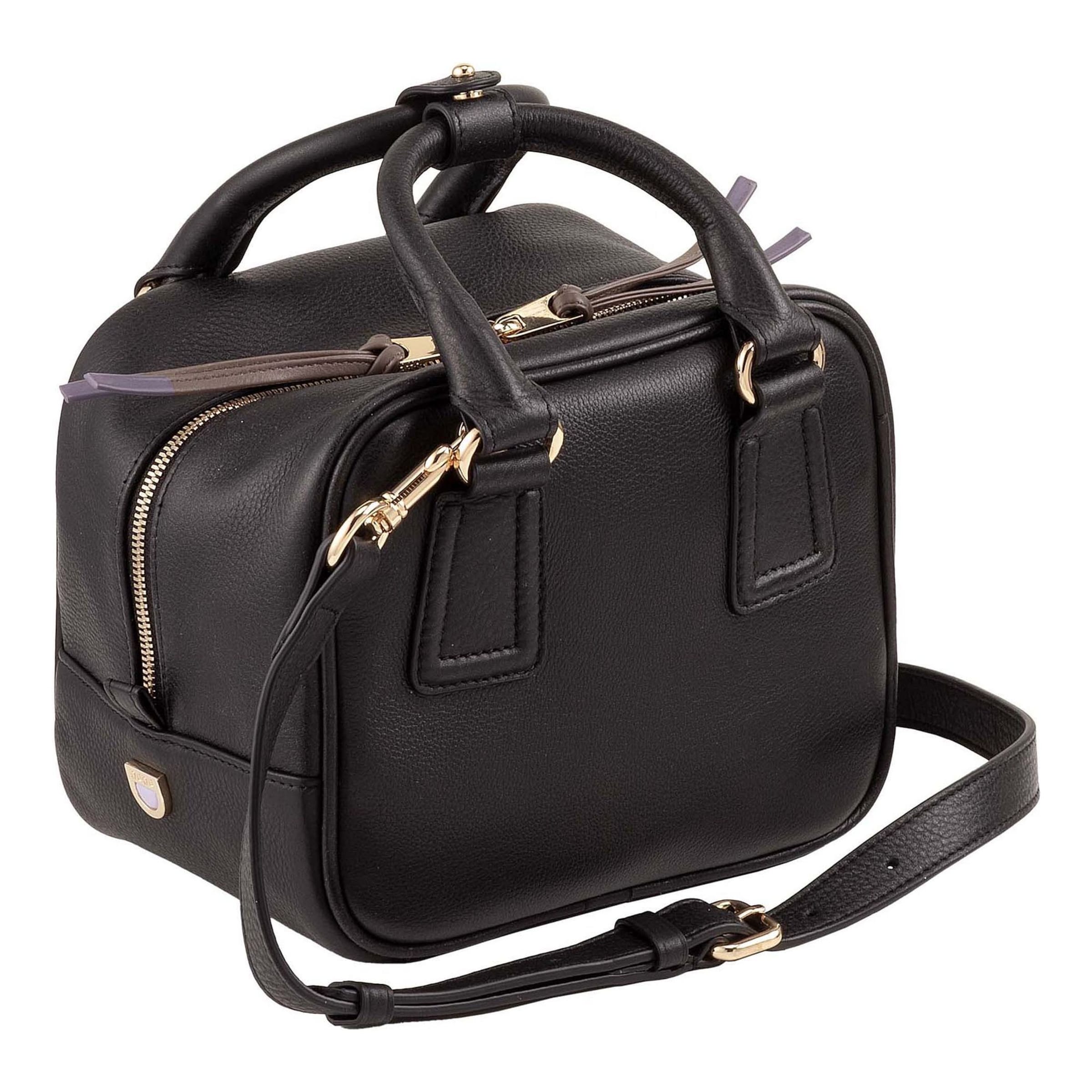 DuDu Handbag in Black: front