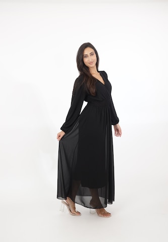 Elara Kleid in Schwarz