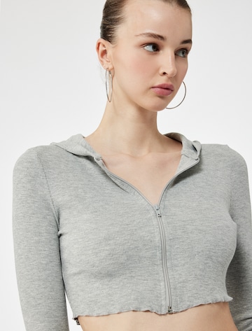Koton Sweatshirt in Grau