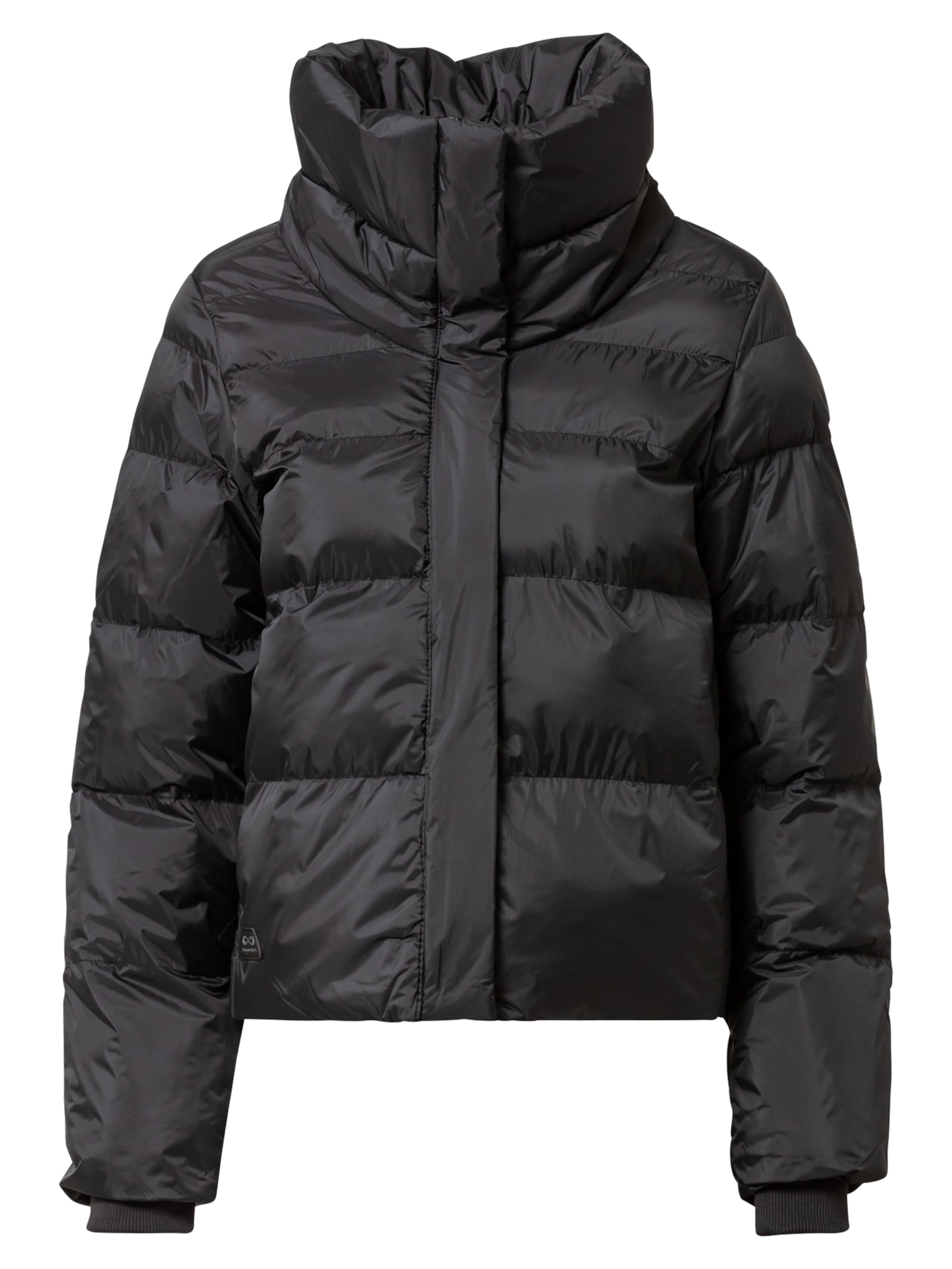 Ragwear Зимно яке 'Lunis' в черно: отпред
