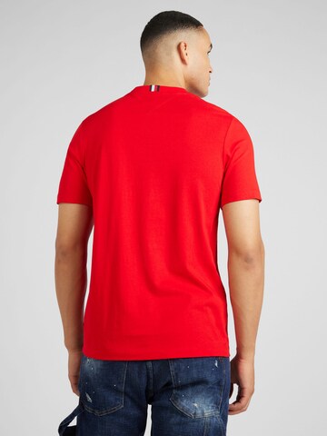 TOMMY HILFIGER T-Shirt in Rot