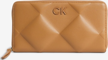 Porte-monnaies Calvin Klein en marron : devant