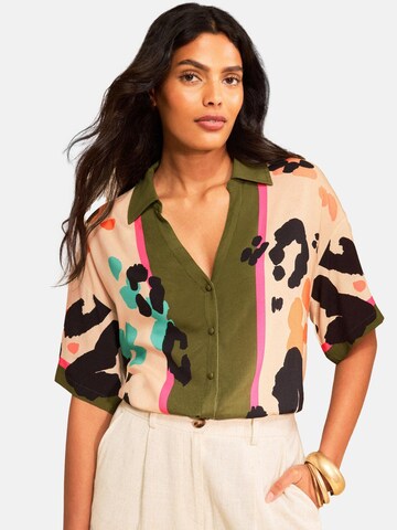 love & roses Blouse in Green: front