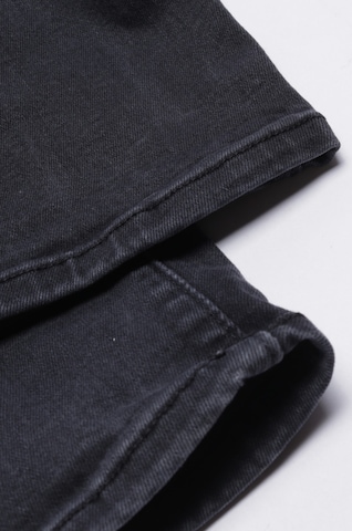 FRAME Jeans in 25 in Black