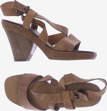 Paul Green Sandals & High-Heeled Sandals in 37,5 in Brown: front