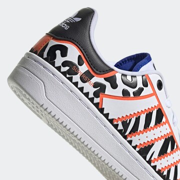 ADIDAS ORIGINALS - Sapatilhas baixas 'Rich Mnisi Superstar Ot Tech' em branco