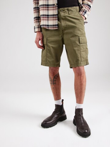 Loosefit Pantalon cargo 'Carrier' LEVI'S ® en vert : devant