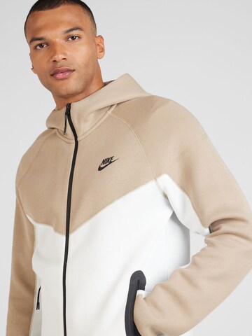 Nike Sportswear Sweatjacke 'TCH FLC' in Weiß