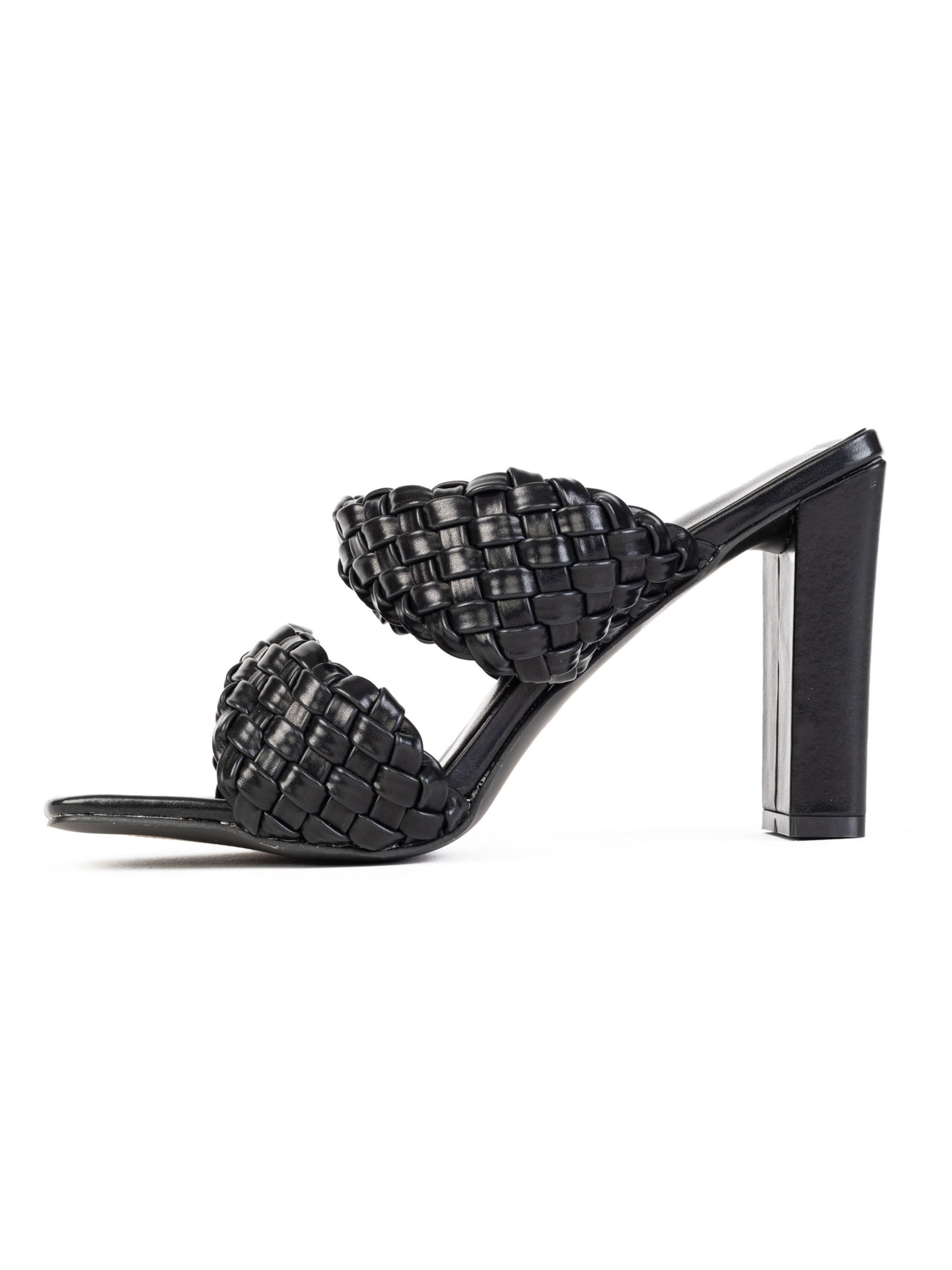 Celena Papucs 'Cathie' - fekete: elől