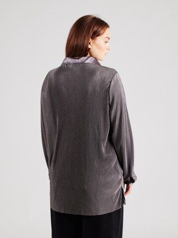 Camicia da donna 'CARTERA' di ONLY Carmakoma in grigio