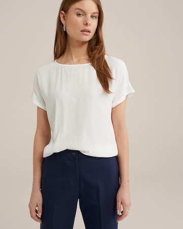 WE Fashion Blouse in White: front