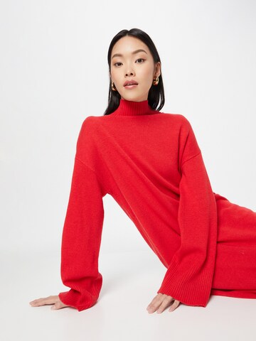ESPRIT Úpletové šaty – červená