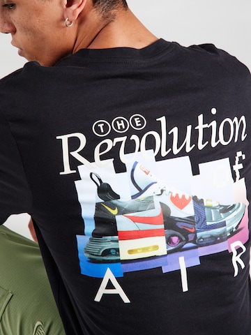 Nike Sportswear Shirt in Black