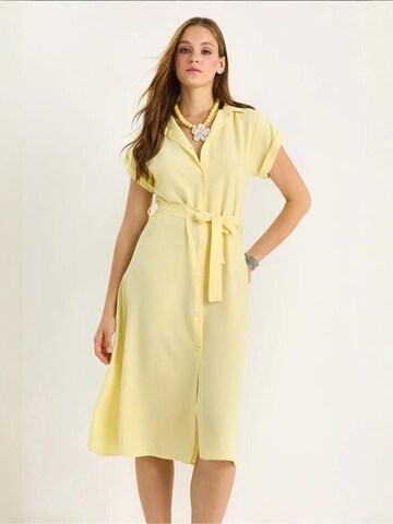 Bianco Lucci - Vestido em amarelo