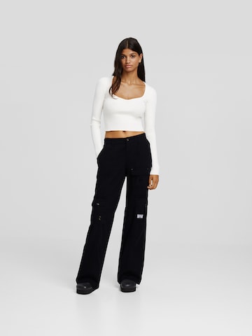 Loosefit Pantaloni cu buzunare de la Bershka pe negru