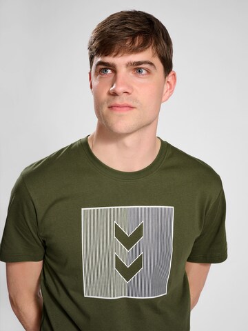 T-Shirt fonctionnel 'ACTIVE' Hummel en vert