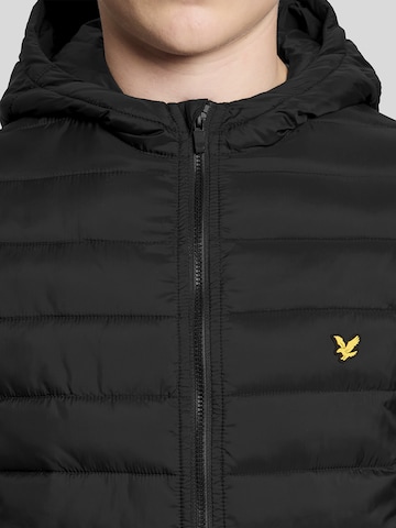 Lyle & Scott Between-season jacket in Black
