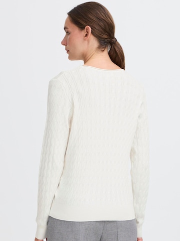 Pull-over 'OXISISSE' Oxmo en blanc