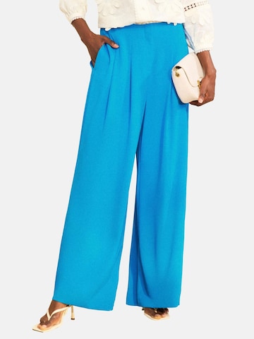 love & roses Pleat-front trousers in Blue: front