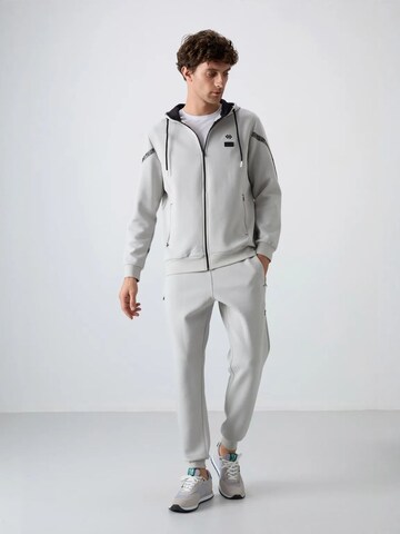 Tommy Life - Fato de jogging em cinzento