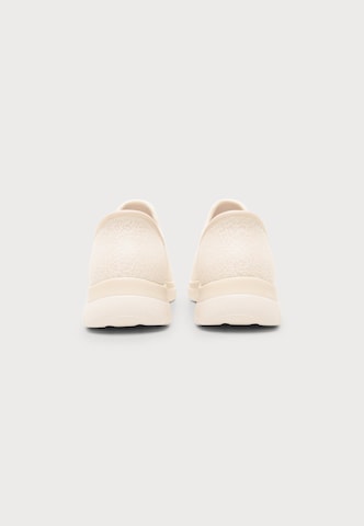 SKECHERS Slip-on 'Summits-Lunar Glow' in Wit