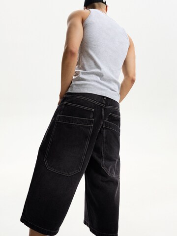 Bershka Baggy Jeans in Black