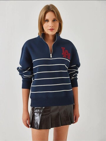 Bianco Lucci Sweatshirt in Blau: Vorderseite
