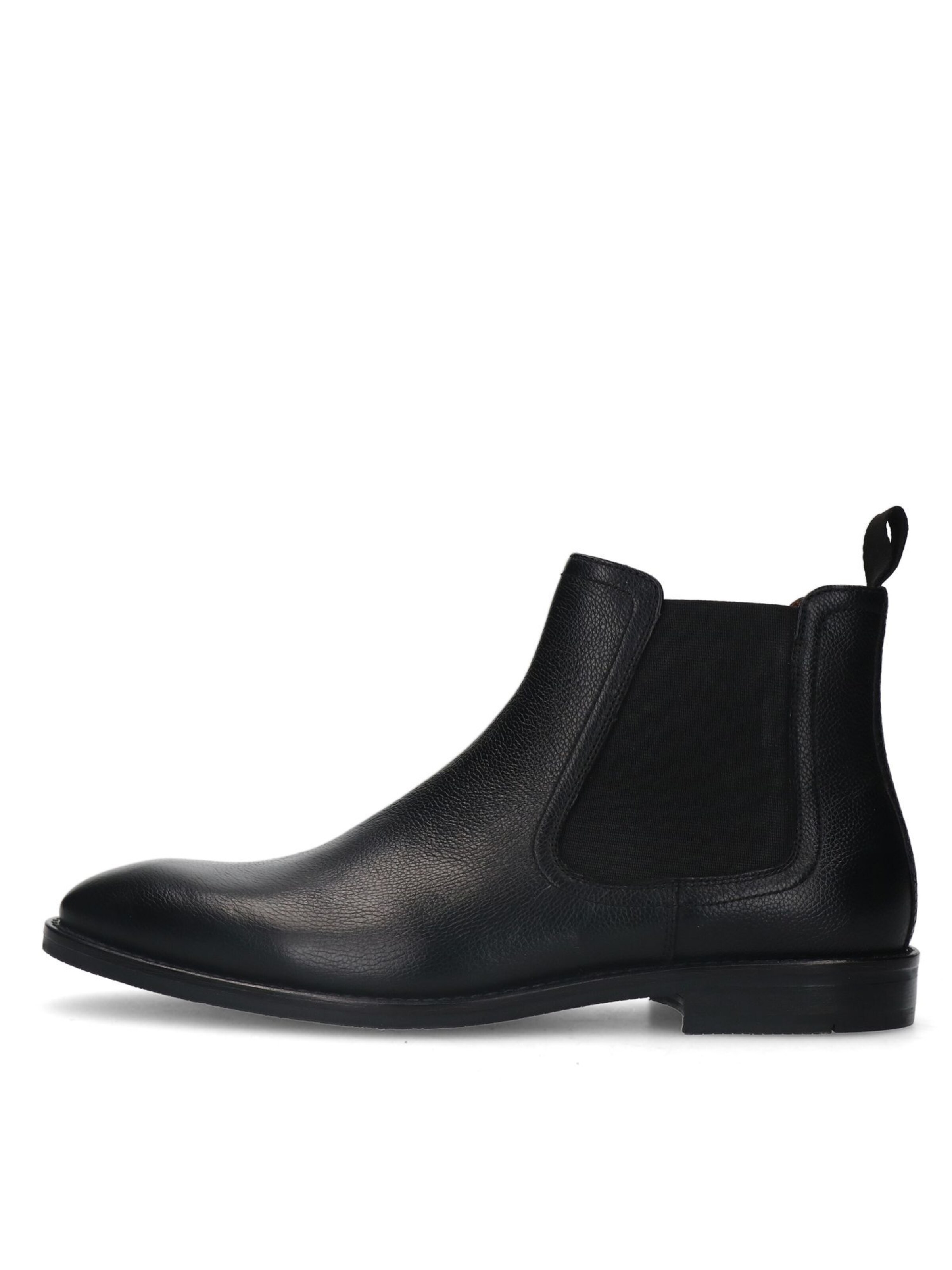 MANFIELD Boots in Black
