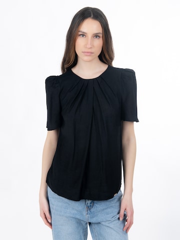 Bluză de la Influencer pe negru: față