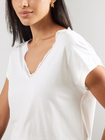 T-shirt QS en blanc