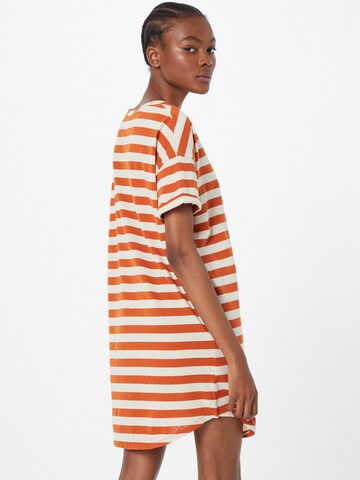 QS - Camiseta en naranja