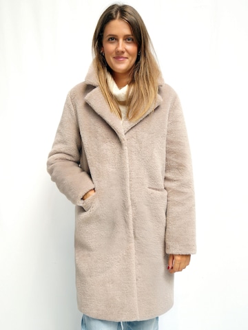 Funk since 1776 Winter Coat in Beige: front