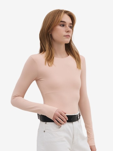 No Matter What Shirt in Roze: voorkant