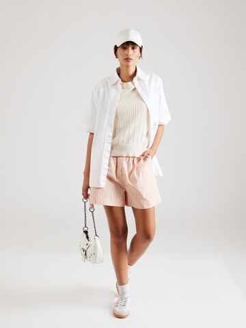 TOPSHOPLoosefit Hlače - crvena boja