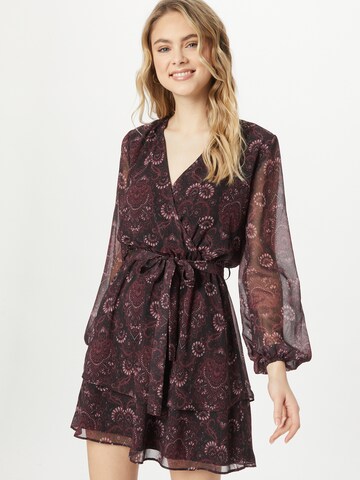 Robe-chemise Trendyol en rouge : devant