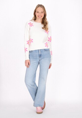 MYMO Sweater in White