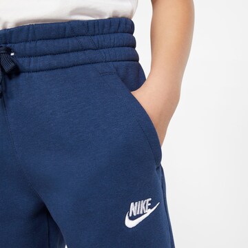 Nike Sportswear Regular Joggingpak in Blauw