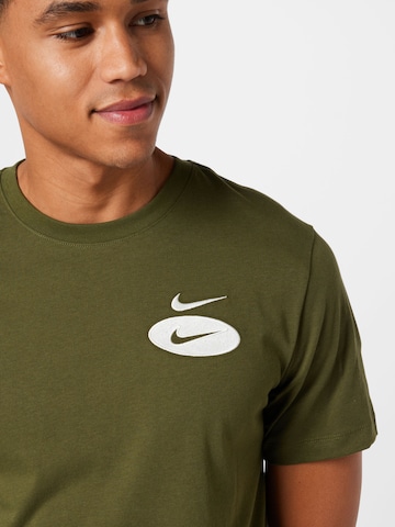 Tricou de la Nike Sportswear pe verde