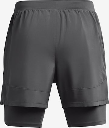 UNDER ARMOUR Regular Sportshorts 'Launch' in Grau