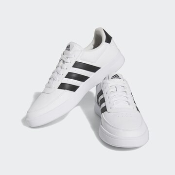 Baskets basses 'Breaknet 2.0' ADIDAS SPORTSWEAR en blanc