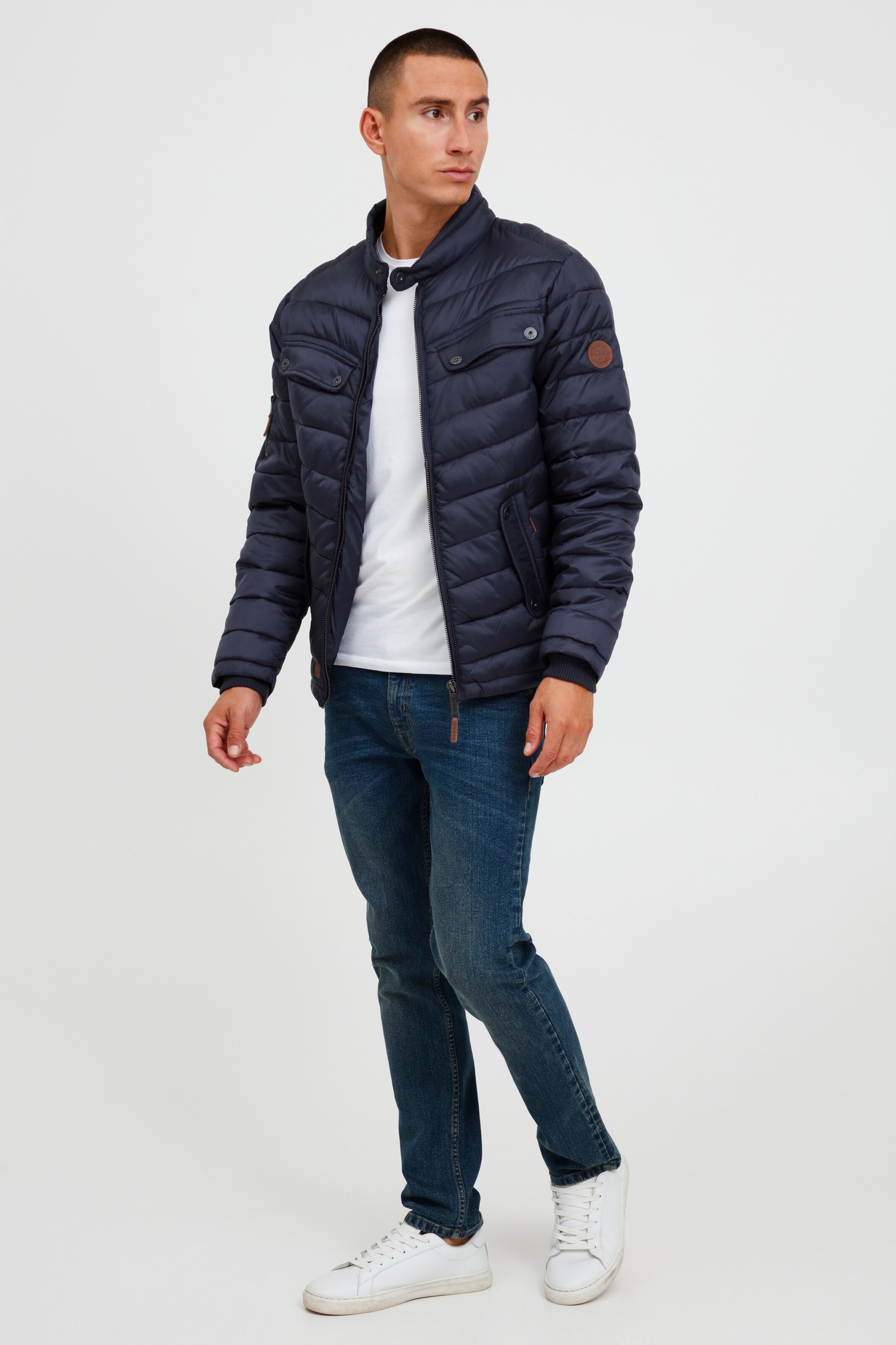 Männer Jacken BLEND Steppjacke 'Camaro' in Blau, Navy, Dunkelblau - AG19038 Männer Jacken BLEND Steppjacke 'Camaro' in Blau, Navy, Dunkelblau - AG19038