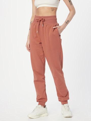 Tapered Pantaloni di Urban Classics in rosso: frontale