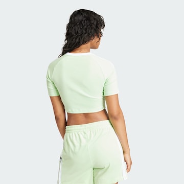 ADIDAS ORIGINALS - Camiseta en verde