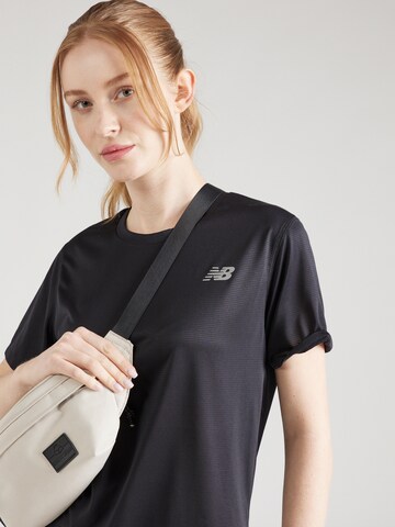 new balance - Camisa funcionais 'Essentials' em preto