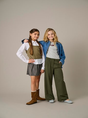 ONLY GIRLS - Pierna ancha Pantalón 'KOGHattie-Zal' en verde